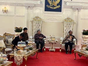 Kunjungan kehormatan kepada Gubernur Sulawesi Selatan, Bapak Andi Sudirman Sulaiman 