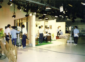On site training to make a TV program (MMTC)